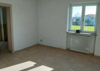 Stanza non arredata - Two-room apartment via Frioland, 16, Moretta - photo 13