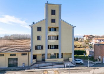 Two-room apartment Via San Pietro, Cavallermaggiore - photo 1
