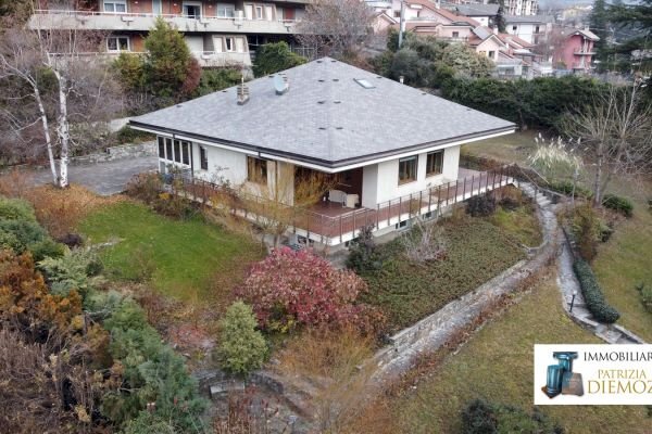 Villa reg. Pallin, Aosta - foto 1