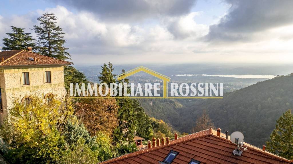 Vista - Two-room apartment via Beata Caterina Moriggi, 49, Varese - photo 1