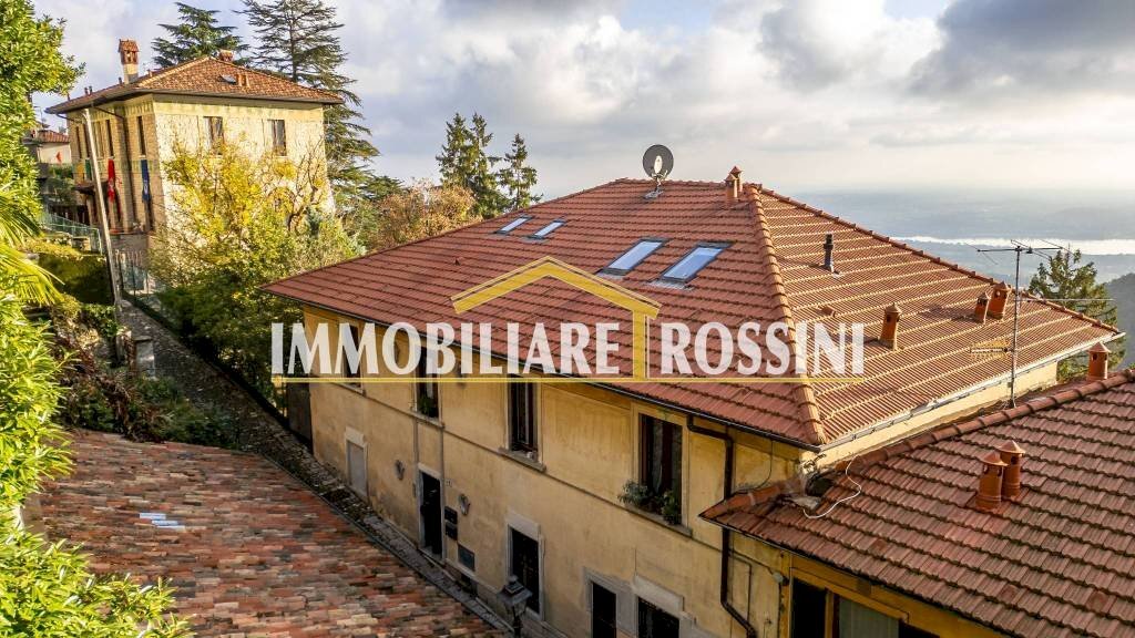 Vista - Two-room apartment via Beata Caterina Moriggi, 49, Varese - photo 2