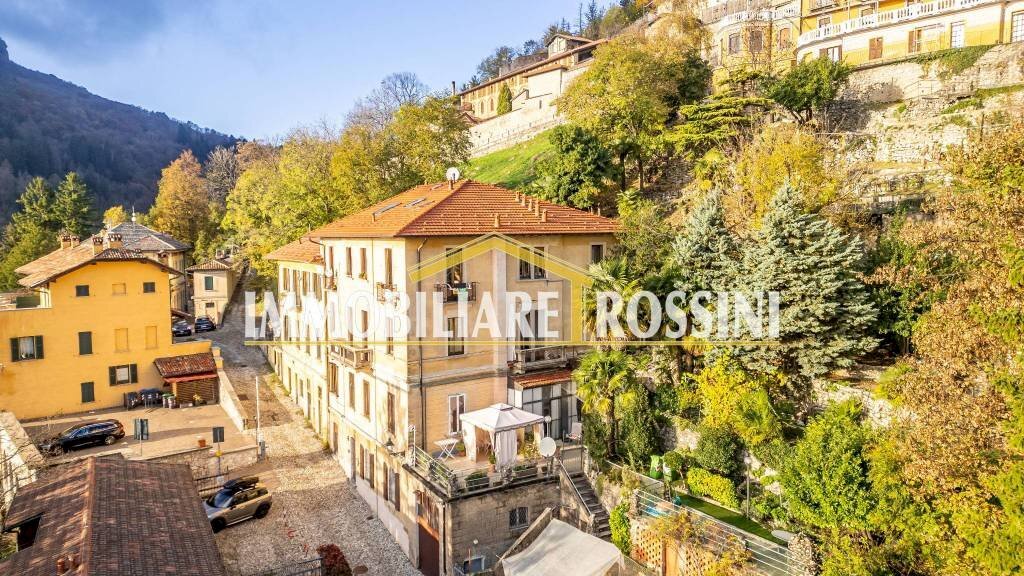 Facciata - Two-room apartment via Beata Caterina Moriggi, 49, Varese - photo 3