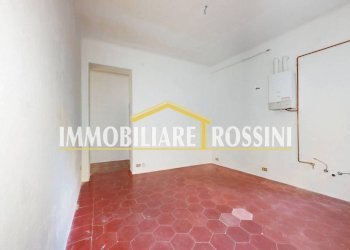 Stanza non arredata - Bilocale via Beata Caterina Moriggi, 49, Varese - foto 10