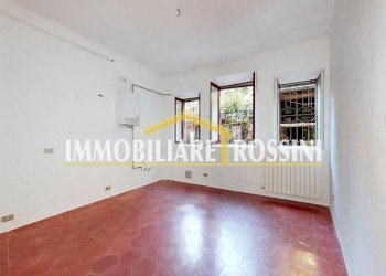 Stanza non arredata - Bilocale via Beata Caterina Moriggi, 49, Varese - foto 12