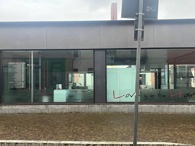 Shop PIAZZA BOVES, Cuneo (neighborhood Centro Storico) - photo 1