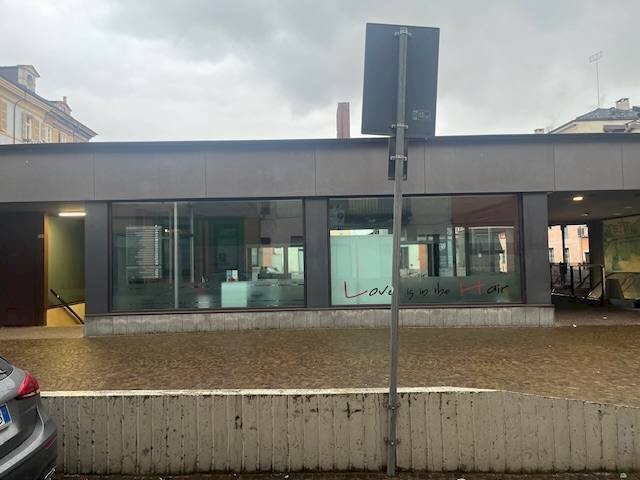 Shop PIAZZA BOVES, Cuneo (neighborhood Centro Storico) - photo 2