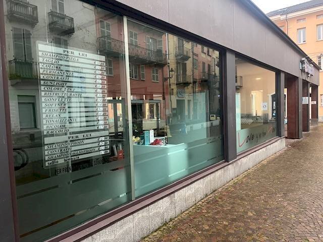 Shop PIAZZA BOVES, Cuneo (neighborhood Centro Storico) - photo 3
