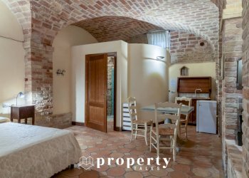 Stable - Palace Via Carlo Allegretti, Monteprandone - photo 4