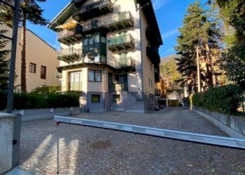 Facciata - Bilocale via Giuseppe Francesco Medail, 39, Bardonecchia - foto 1