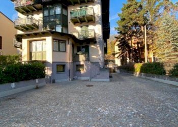 Facciata - Bilocale via Giuseppe Francesco Medail, 39, Bardonecchia - foto 4