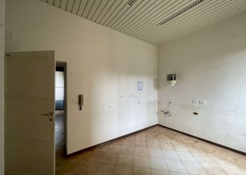 Commercial Premises Fontanelice - photo 5