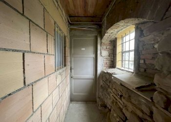 Commercial Premises Fontanelice - photo 14