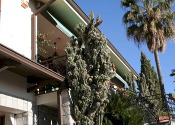 Facciata - Villa strada Ciaixe, 52, Camporosso - foto 3