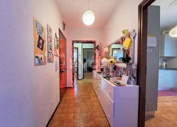 Four-room apartment Valsamoggia - photo 10