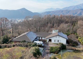 Villa Via Sorelle Ioretti, 2 
 Borgosesia, Borgosesia - foto 1