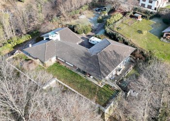 Villa Via Sorelle Ioretti, 2 
 Borgosesia, Borgosesia - foto 6