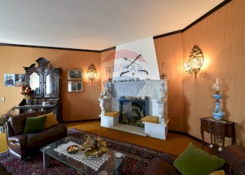 Villa Via Sorelle Ioretti, 2 
 Borgosesia, Borgosesia - foto 17