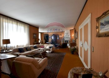 Villa Via Sorelle Ioretti, 2 
 Borgosesia, Borgosesia - foto 20