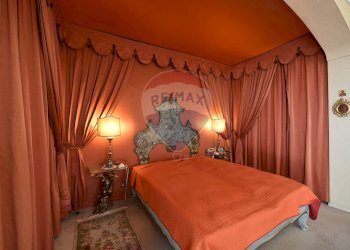 Villa Via Sorelle Ioretti, 2 
 Borgosesia, Borgosesia - foto 37