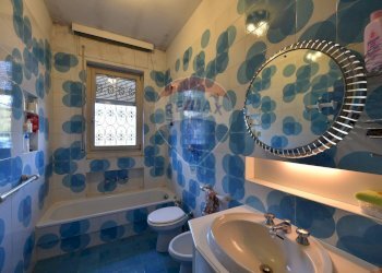 Villa Via Sorelle Ioretti, 2 
 Borgosesia, Borgosesia - foto 42