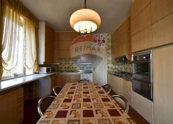 Villa Via Sorelle Ioretti, 2 
 Borgosesia, Borgosesia - foto 45