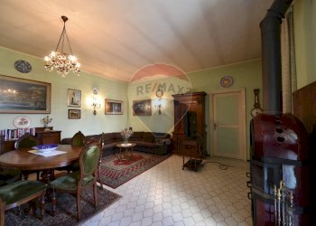 Villa Via Sorelle Ioretti, 2 
 Borgosesia, Borgosesia - foto 46