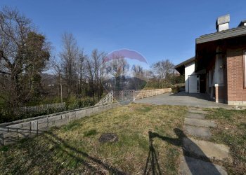 Villa Via Sorelle Ioretti, 2 
 Borgosesia, Borgosesia - foto 51