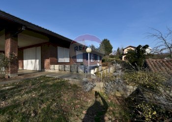 Villa Via Sorelle Ioretti, 2 
 Borgosesia, Borgosesia - foto 56