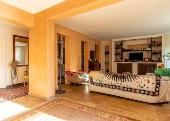 Villa Via Sorelle Ioretti, 2 
 Borgosesia, Borgosesia - foto 67