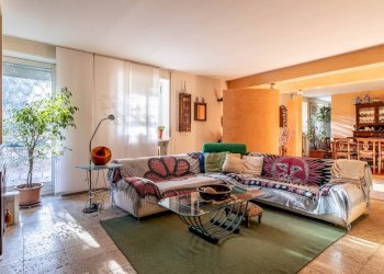 Villa Via Sorelle Ioretti, 2 
 Borgosesia, Borgosesia - foto 68