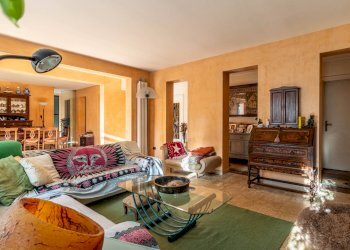 Villa Via Sorelle Ioretti, 2 
 Borgosesia, Borgosesia - foto 69