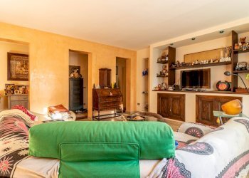 Villa Via Sorelle Ioretti, 2 
 Borgosesia, Borgosesia - foto 70