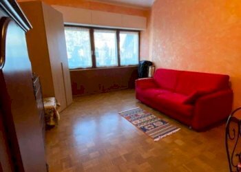 Stanza arredata - Two-room apartment via Giuseppe Francesco Medail, 57, Bardonecchia - photo 11