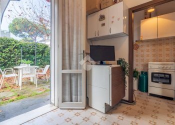 Two-room apartment Viale Dei Pini, Cesenatico - photo 6