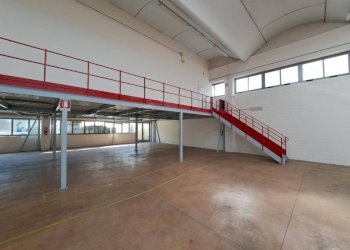 Interno non residenziale - Capannone via Priula, Nervesa della Battaglia - foto 1