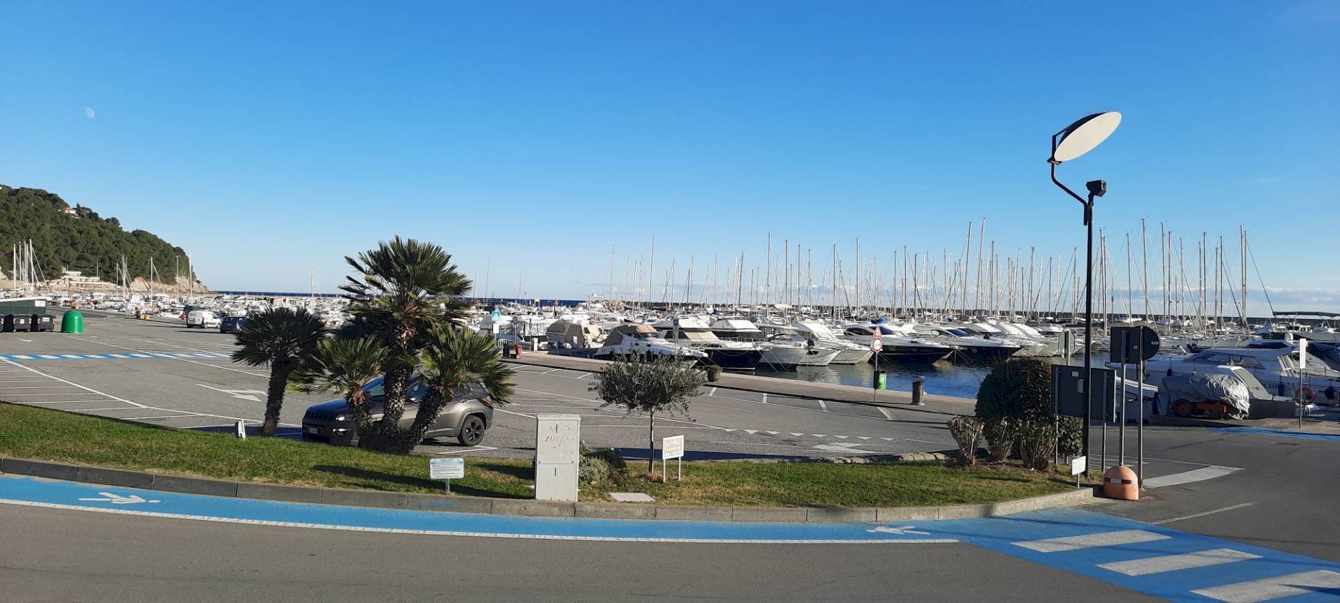 Three-room apartment viale Mazzini, Andora - photo 2