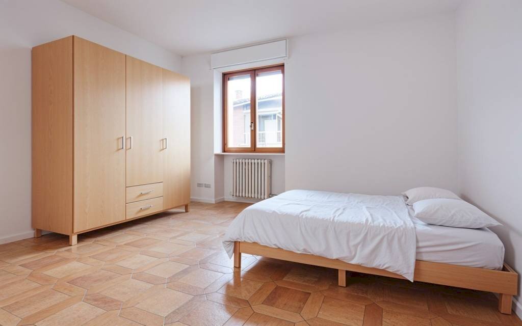 Camera da letto - Bilocale via Stefano Paolino, 2, Mondovì - foto 3