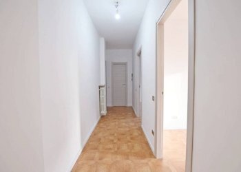 Interno appartamento - Bilocale via Stefano Paolino, 2, Mondovì - foto 14