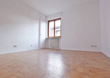 Stanza non arredata - Bilocale via Stefano Paolino, 2, Mondovì - foto 11