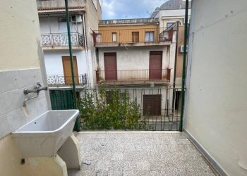 Balcone - Four-room apartment via Venuti, Cinisi - photo 3