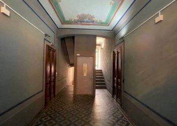 Interno palazzo - Trilocale via Milano, 36, Biella - foto 3