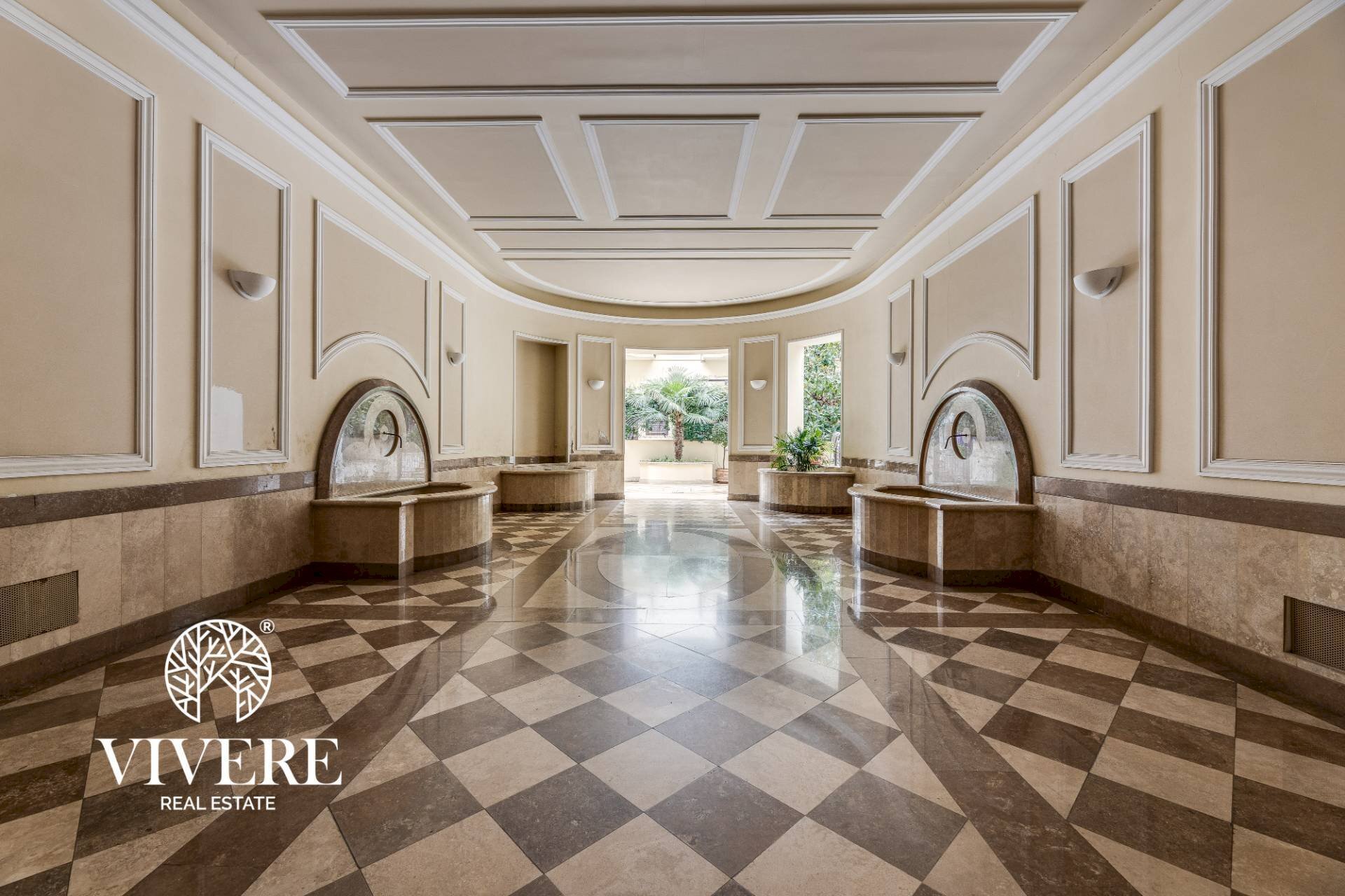 Three-room apartment Via Leopardi, Roma (neighborhood Esquilino) - photo 2