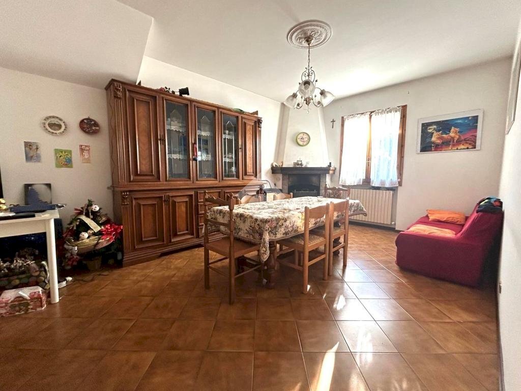 Four-room apartment Via Ferdinando Jacoli, Pavullo nel Frignano - photo 2