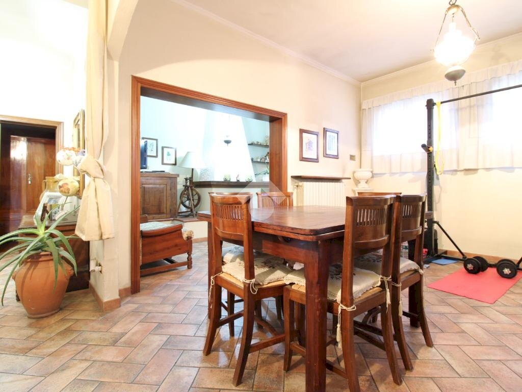 Villa Viale Radici in Monte, Sassuolo - foto 1