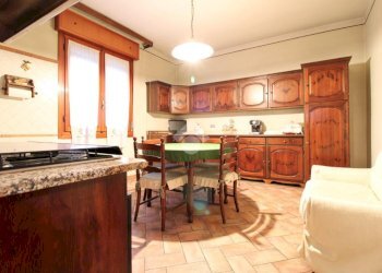 Villa Viale Radici in Monte, Sassuolo - foto 3