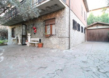 Villa Viale Radici in Monte, Sassuolo - foto 5