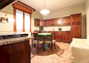 Villa Viale Radici in Monte, Sassuolo - foto 7