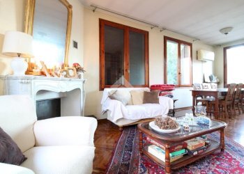 Villa Viale Radici in Monte, Sassuolo - foto 12