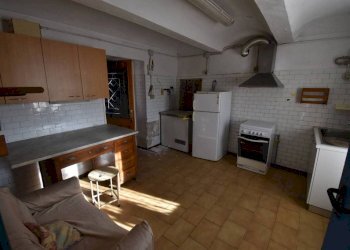 Cucina - Casa indipendente via Alessandro Manzoni, Rocca d'Arazzo - foto 36