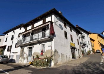 Facciata - Casa indipendente via Alessandro Manzoni, Rocca d'Arazzo - foto 2